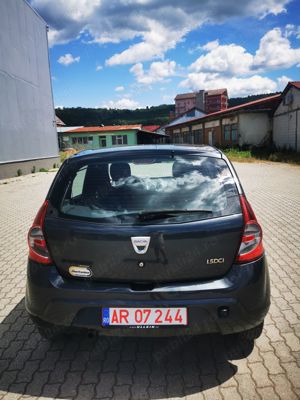 Dacia Sandero 1.5 dCi - imagine 4