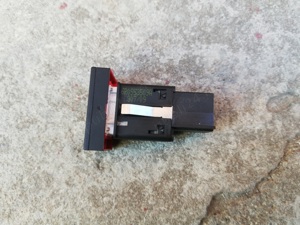 buton releu avarie volkswagen polo 6R - imagine 2