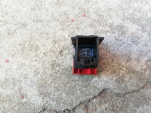 buton releu avarie volkswagen polo 6R - imagine 4