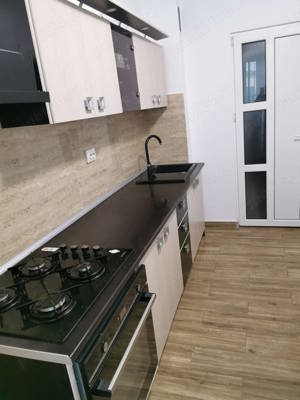 Vând apartament 2 camere etaj 4 4 - imagine 4