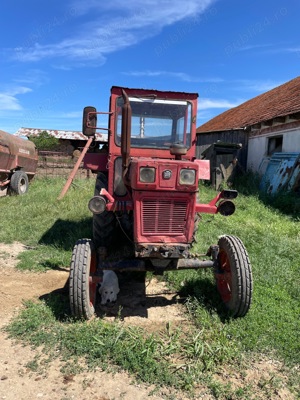 Vând plug 5 capuri, tractor u650 - imagine 3