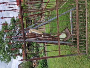 Vând gard metalic din oțel plin forjat de 25 metri lungime - imagine 6