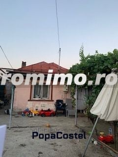 Otopeni Liliacului casa parter 3 camere teren 252 mp