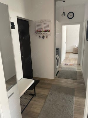 Apartament cu 2 camere la 2 minute de statia de autobuz Lidl Giroc - imagine 5