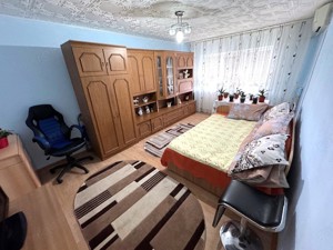 Apartament 3 cam 2 bai decomandat in Slatina Str Cuza Voda - imagine 2