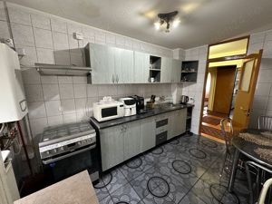 Vand apartament 4 camere, zona Victor Babes - imagine 6