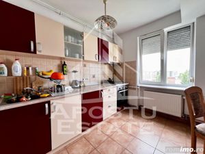 Apartament 3 camere, centrala proprie, langa Nokia - imagine 5