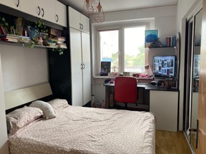 Particular vând apartament modern cu 3 camere,decomandat,etaj 2 ,zona Brâncoveanu-Izvorul Rece - imagine 8