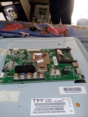 715 G 8003 M01 B00 004K și 715 G 7574 P01 W07 0H2H