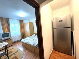 Apartament modern cu 4 camere, 2 bai, decomandat ,zona Fabra - imagine 11