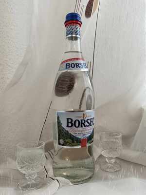 Tuica din prune de 40 