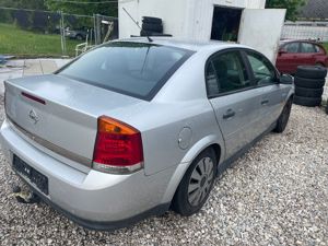 Dezmembrez Opel vcetra C  - imagine 7