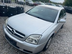 Dezmembrez Opel vcetra C  - imagine 2