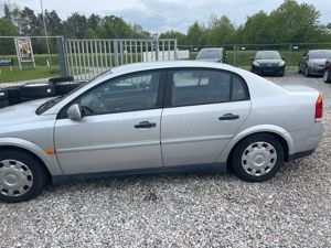 Dezmembrez Opel vcetra C  - imagine 6