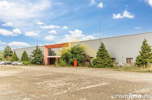 Hala de 8,560mp de vanzare in zona Micalaca - imagine 16