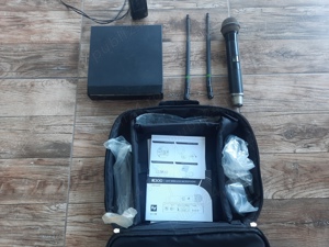 Microfon Wi-Fi Electro Voice R300, foarte bun, aștept oferte,    - imagine 6