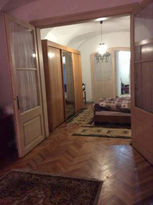 Ofer spre inchiriere apartament la casa in centrul Sibiului  - imagine 5