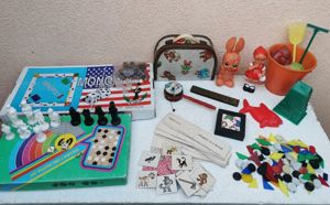 diverse jocuri si jucarii vechi colectie comunism, jeco, cartonase monopoly