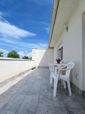 Apartament cu 2 camere  terasa de 19 mp Giroc - imagine 5