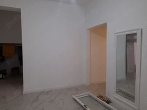 Apartament 3 camere de vanzare in zona Centrala - imagine 7