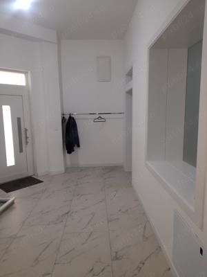 Apartament 3 camere de vanzare in zona Centrala - imagine 6