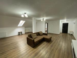 Sub pretul pietei! Apartament 2 camere decomandat mansarda Porii - imagine 4