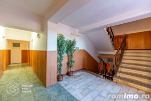 Cladire cu 24 camere, langa Castelul Regal Savarsin - imagine 14