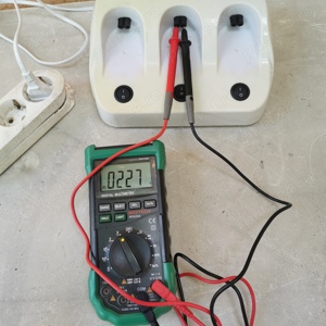 suport multi dock pt incalzitor ceara epilare, tripla alte aparate cu mufa 2 pini la 220 - 240VAC - imagine 4