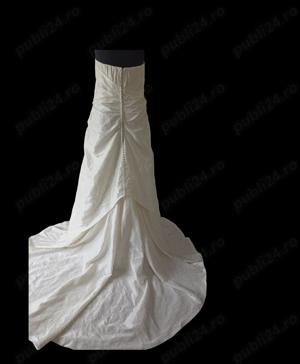 Rochie Mireasa Ivoar cu Trena Lunga,deosebita,L  - imagine 2
