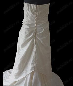 Rochie Mireasa Ivoar cu Trena Lunga,deosebita,L  - imagine 3