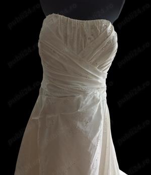 Rochie Mireasa Ivoar cu Trena Lunga,deosebita,L  - imagine 4