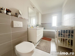 Apartament 3 camere, decomandat, 115mp, terase 26mp, etajul 3, în Giroc/Planete  - imagine 9
