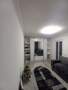 închiriez apartament 2 camere - imagine 2