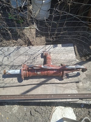 Vând pompă apă manuală