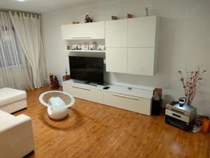 vand apartament 3 camere  in  STR . DACIA  PITESTI