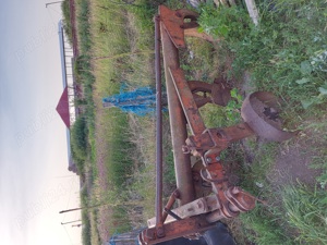 Tractor U650 cu remorcă și plug - imagine 6