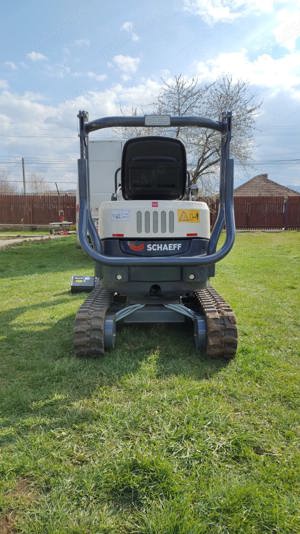 Inchiriez Miniexcavator - imagine 3