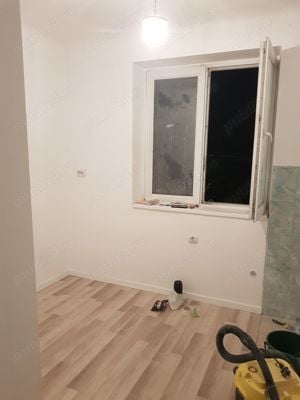 vând apartament cu 2 camere  - imagine 2