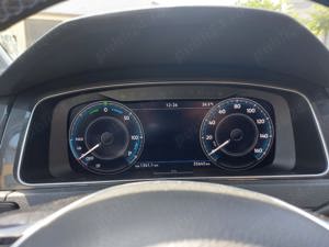 Volkswagen e-Golf  - imagine 3