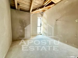 Duplex despartit cu zid dublu de caramida cu 4 camere in Urseni - imagine 13