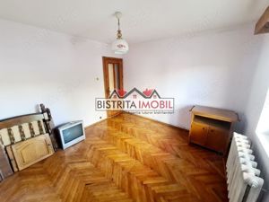 Apartament 3 camere, zona Sens, decomandat, parter inalt, 2 bai - imagine 5