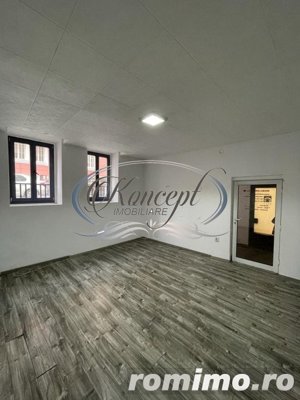 Spatiu comercial, Ultracentral