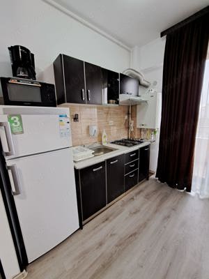 Vând apartament două camere - imagine 2