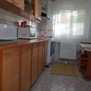 Apartament 4 camere - imagine 6