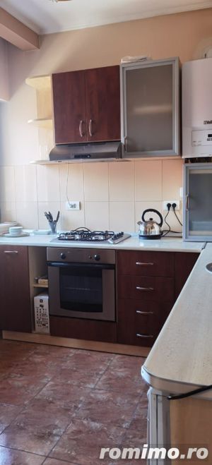 Cașin, Apartament 5 camere, renovat recent, birouri - imagine 5