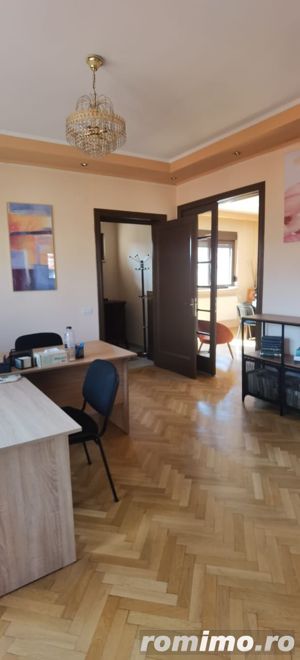 Cașin, Apartament 5 camere, renovat recent, birouri - imagine 13