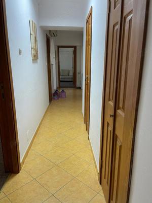 De vanzare apartament 3 camere - imagine 7