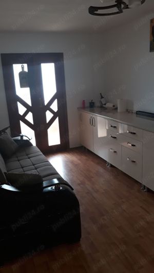 Vânzare si INCHIRIERE apartament 2 camere decomandant Calafat - imagine 2