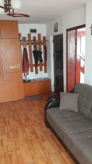 Vânzare si INCHIRIERE apartament 2 camere decomandant Calafat - imagine 4