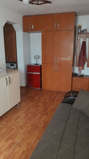 Vânzare si INCHIRIERE apartament 2 camere decomandant Calafat - imagine 5